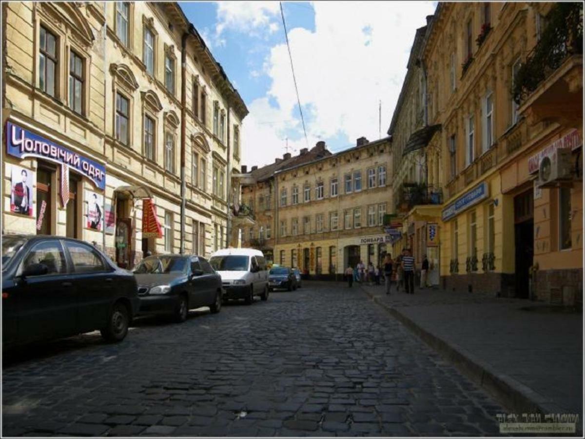 Апартаменти Для Пари В Центральній Частині Львова Luaran gambar